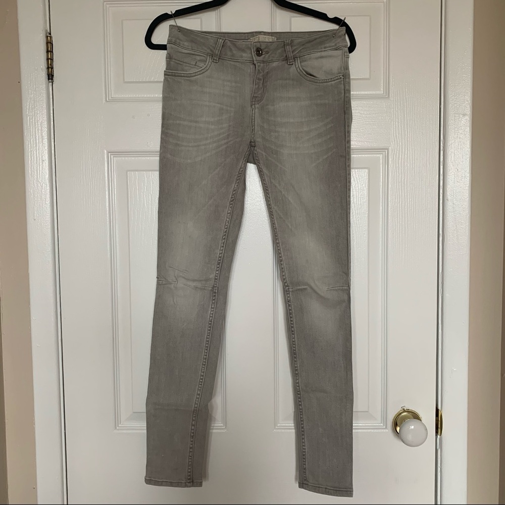 Zara Basic Z1975 Denim size US 4